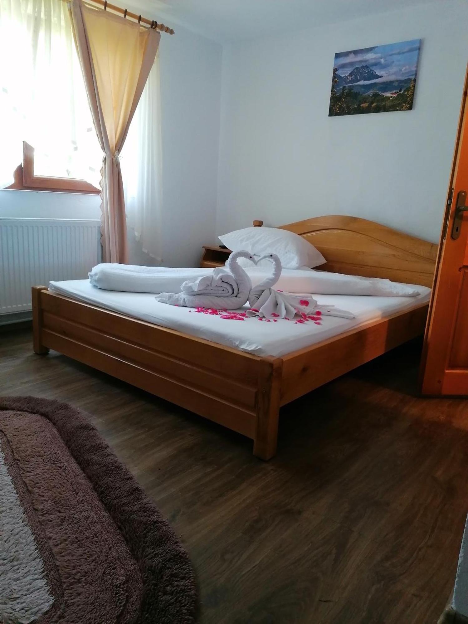 Hotel Casa Cristalul Muntilor Poiana Mărului Pokój zdjęcie